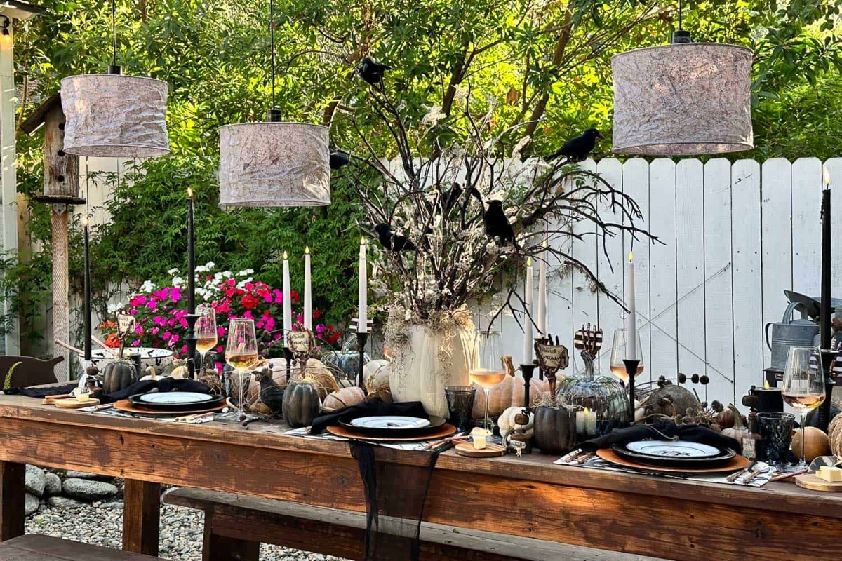 Elegant Halloween Tablescape Ideas: How to Set a Classy Spooky Table